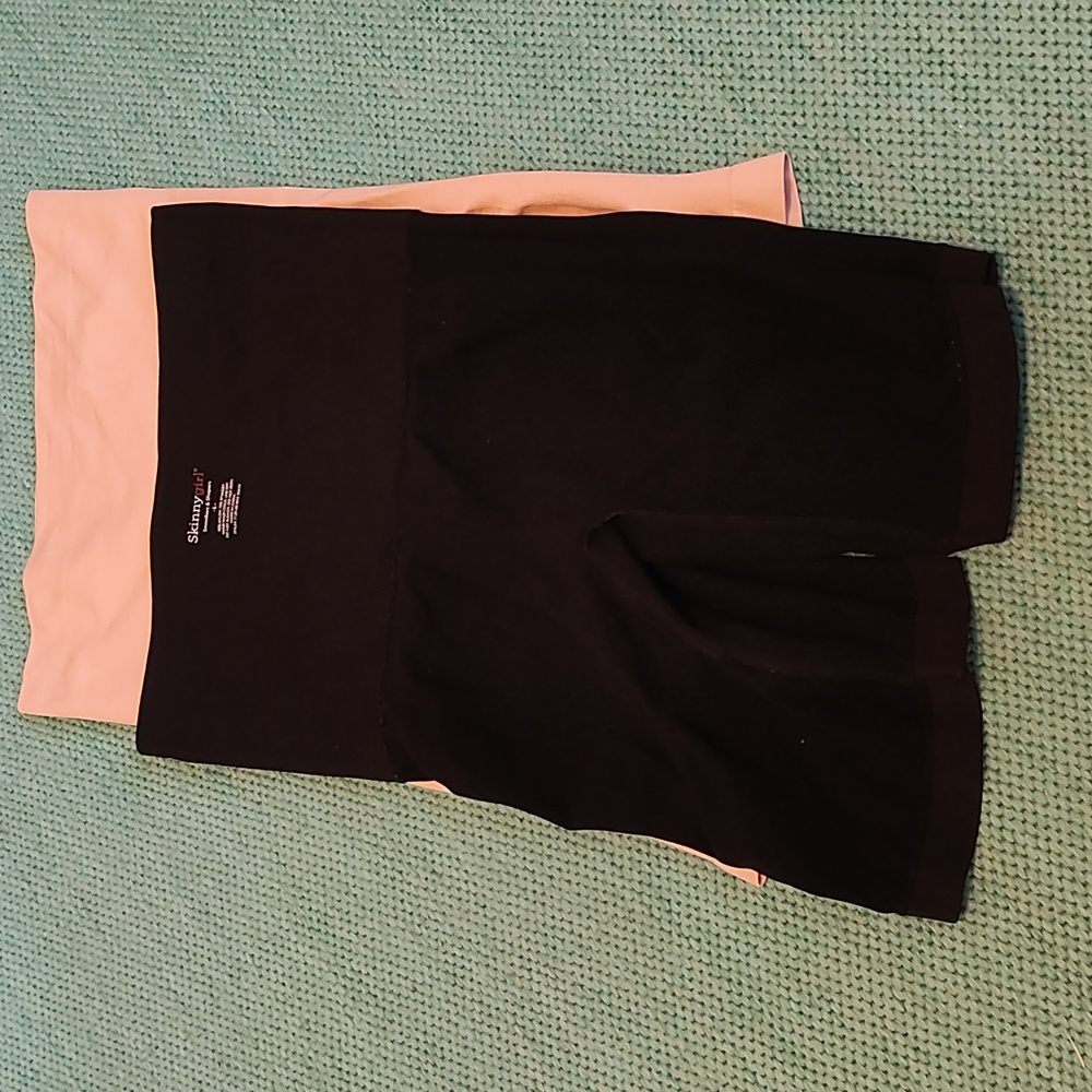 Skinnygirl brand new no tags mid-length seamless shorts apparels two pack